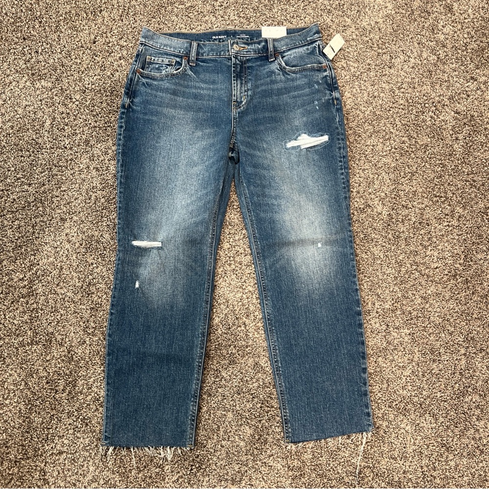 NWT Old Navy Women’s Blue Tattered Denim Ankle Pants Mid Rise Boyfriend Size 6